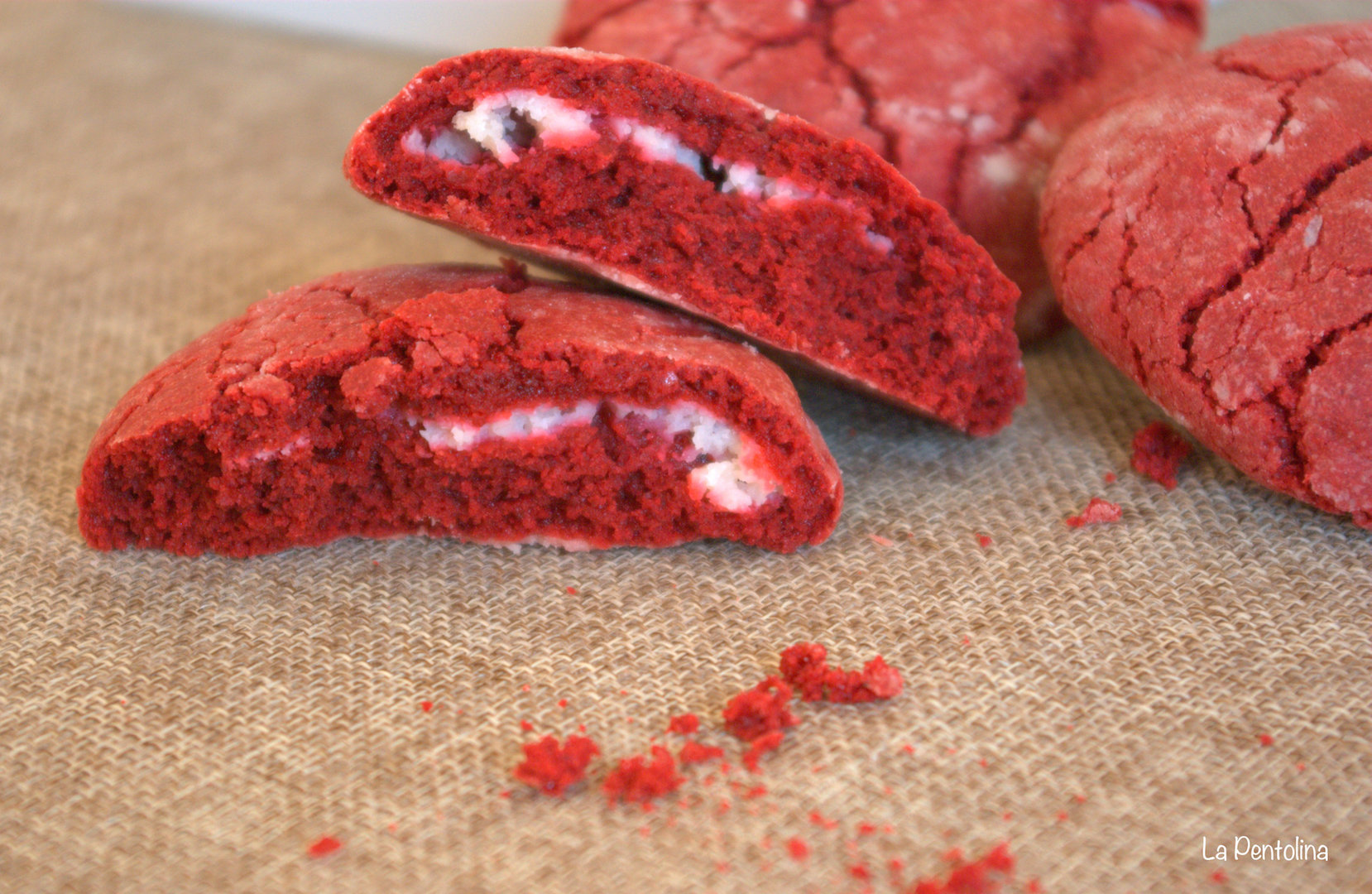 red velvet cookies 3.jpg