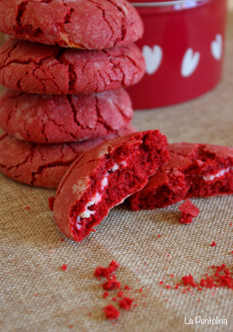 red velvet cookies 4.JPG