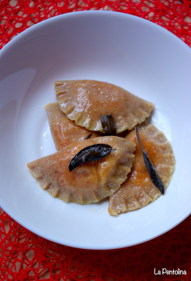 agnolotti alla barbabietola1.JPG