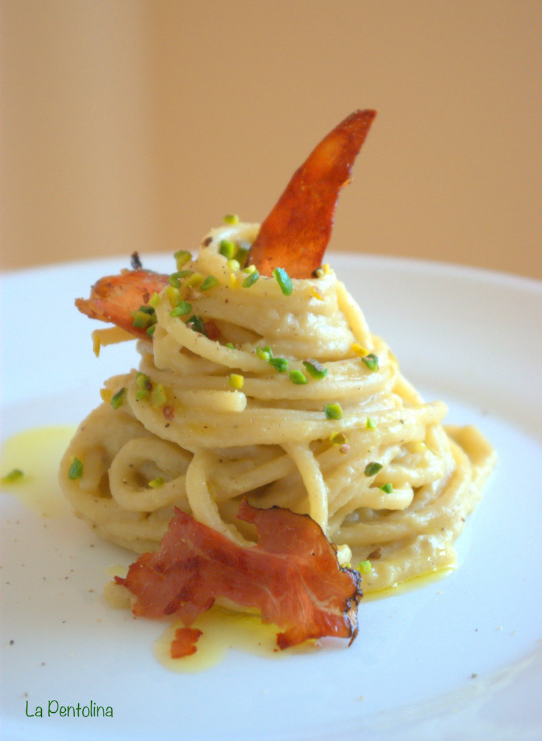 spaghetti alla chitarra con crema di melanzane1.jpg