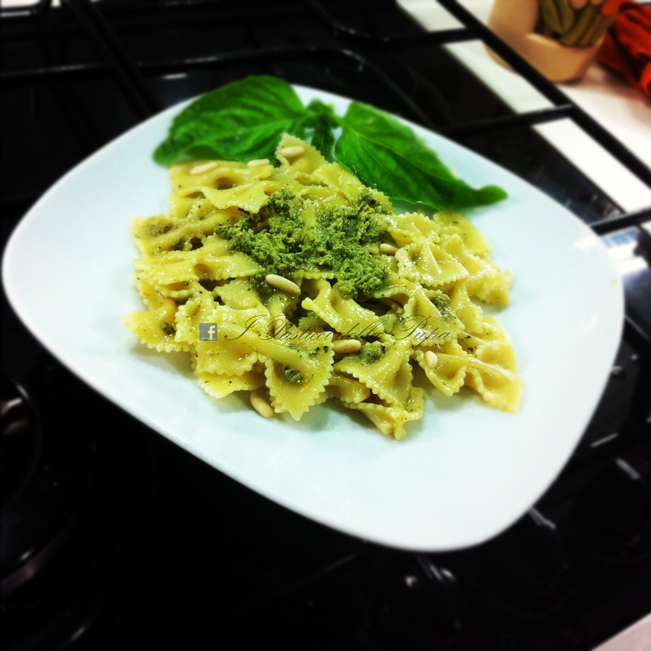 Farfalle al pesto di melanzane.jpg